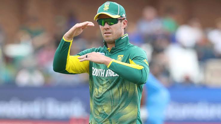 AB de Villiers set to return to cricket after four-year break