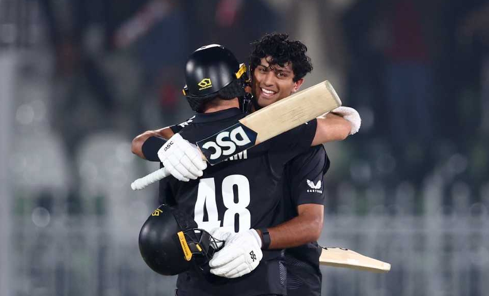 New Zealand dominate Bangladesh to secure Champions Trophy semifinal spot alongside India