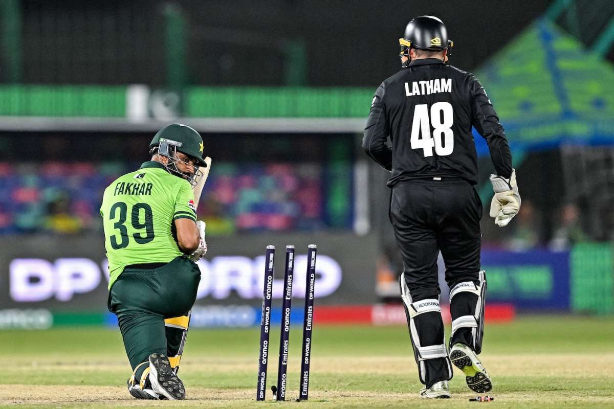 Massive Defeat To Pakistan in Champions Trophy Opener Against New Zealand