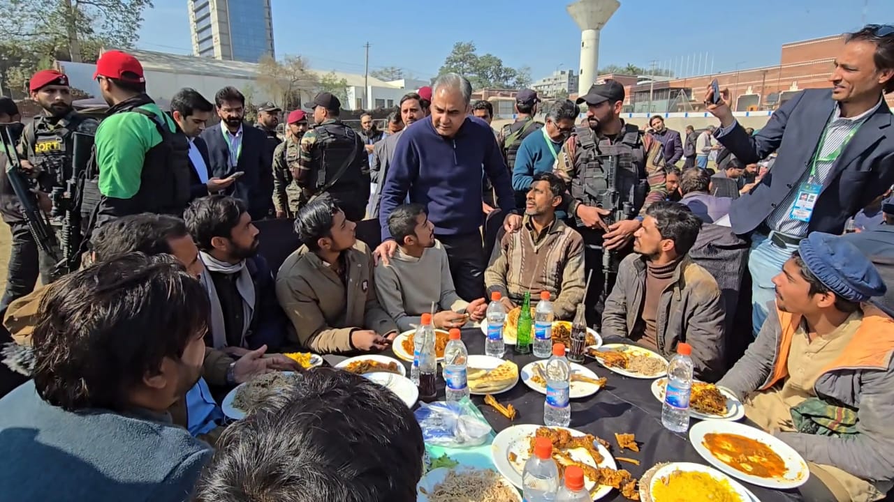 PCB Chairman Mohsin Naqvi hosts a luncheon to honor 1,500 construction workers